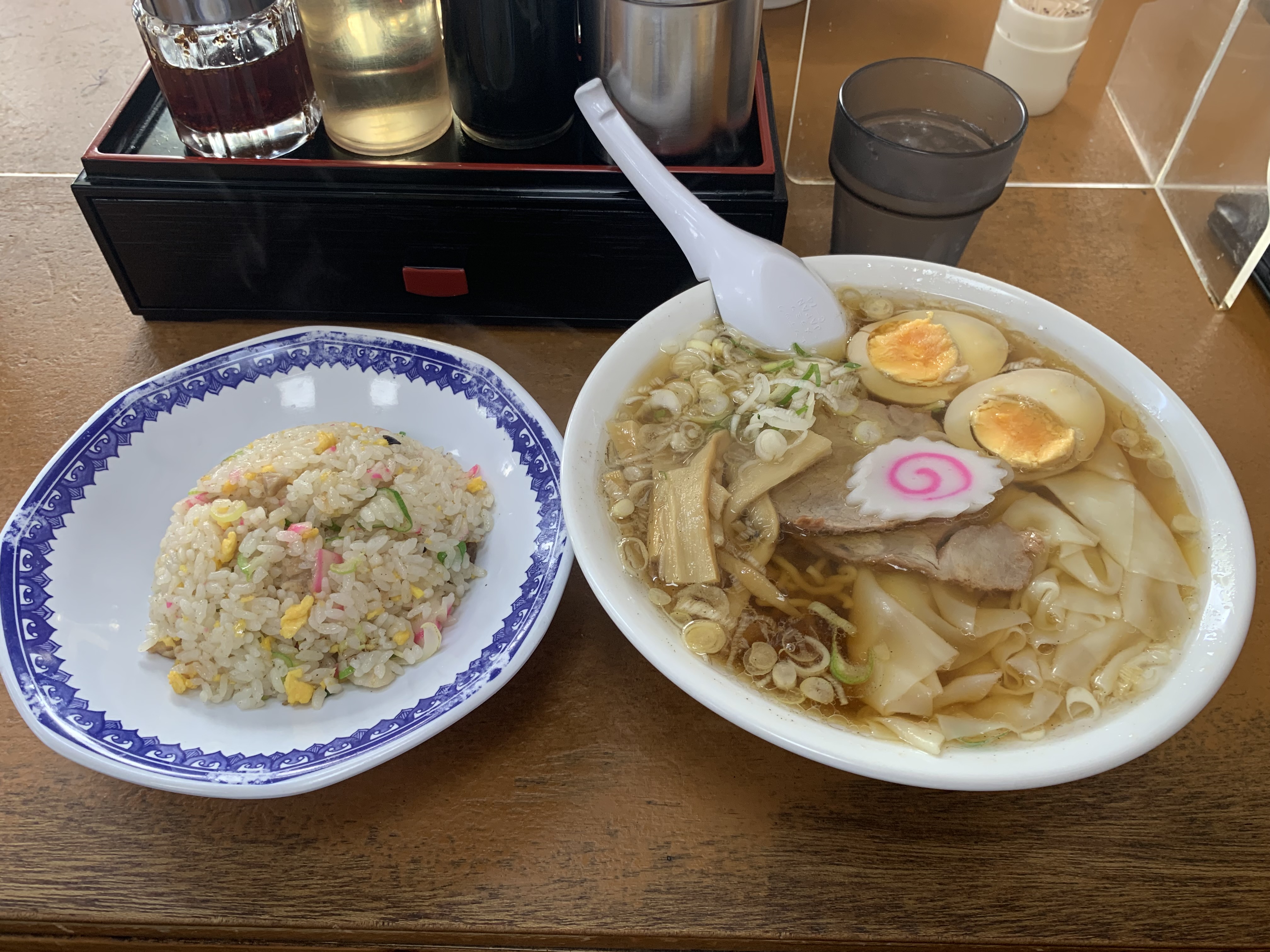 グルメ投稿
